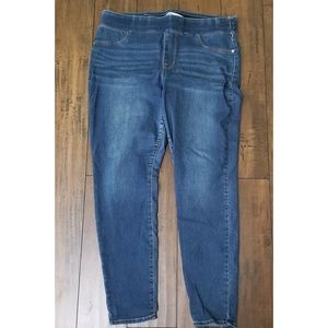 Rockstar Pull-On Skinny Jeans